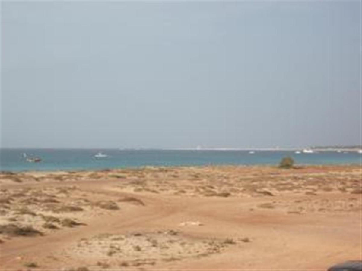Adult Only Beachfront 2 Bedroom Apartment Santa Maria Airport Pick Up, Aircon, Unlimited Wifi Ideal For Remote Working And Long Stay Exterior foto