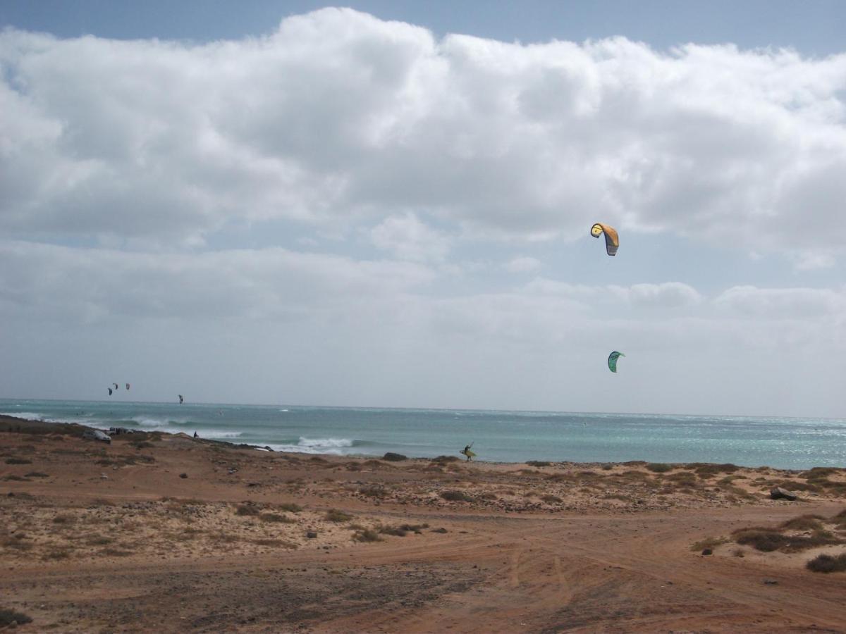 Adult Only Beachfront 2 Bedroom Apartment Santa Maria Airport Pick Up, Aircon, Unlimited Wifi Ideal For Remote Working And Long Stay Exterior foto