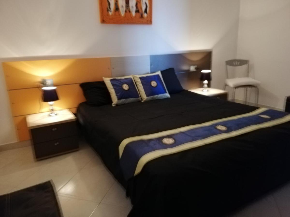 Adult Only Beachfront 2 Bedroom Apartment Santa Maria Airport Pick Up, Aircon, Unlimited Wifi Ideal For Remote Working And Long Stay Exterior foto