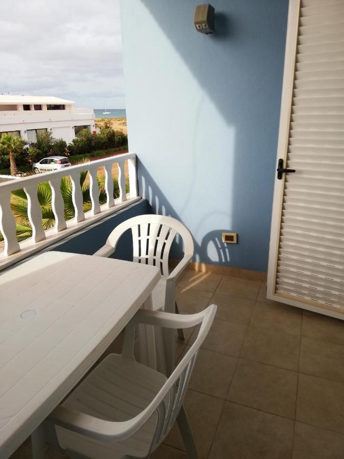 Adult Only Beachfront 2 Bedroom Apartment Santa Maria Airport Pick Up, Aircon, Unlimited Wifi Ideal For Remote Working And Long Stay Exterior foto