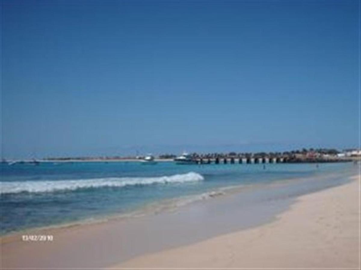 Adult Only Beachfront 2 Bedroom Apartment Santa Maria Airport Pick Up, Aircon, Unlimited Wifi Ideal For Remote Working And Long Stay Exterior foto